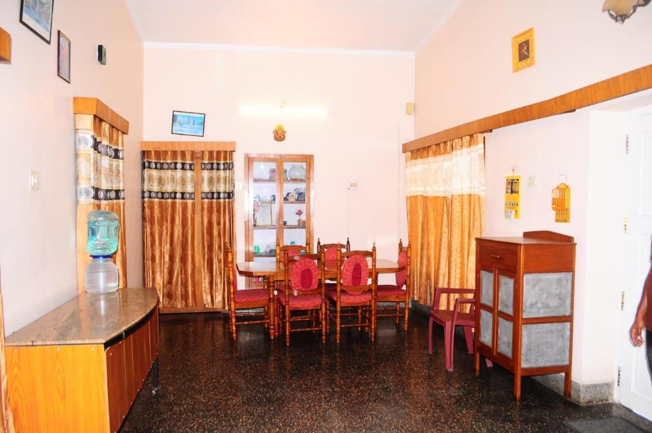 Park Corner Home Stay Coonoor Exteriör bild
