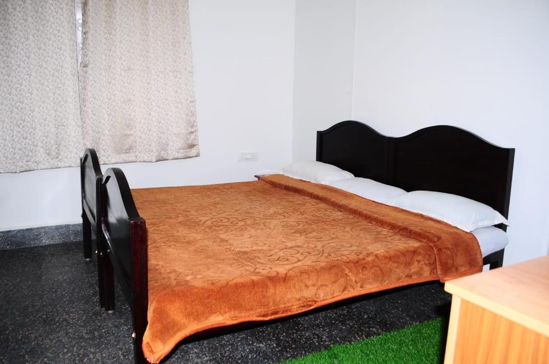 Park Corner Home Stay Coonoor Exteriör bild